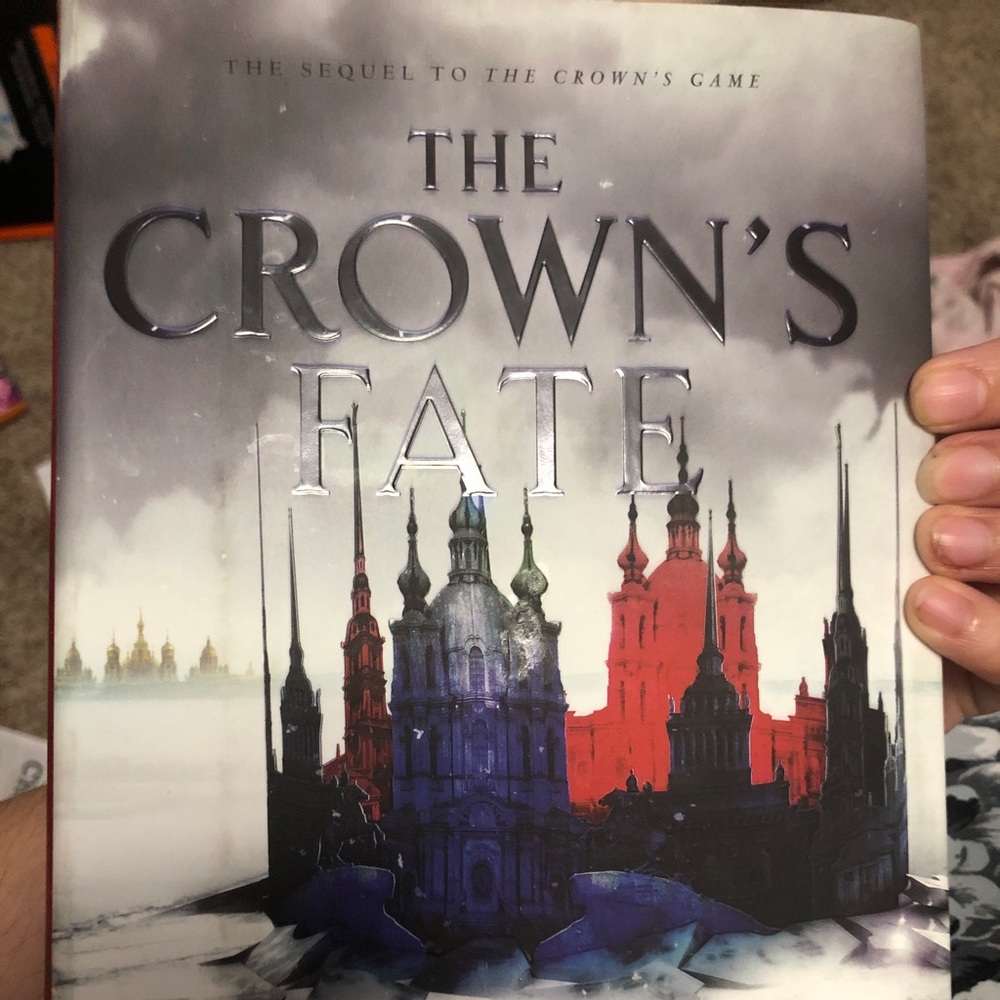 Book: the crowns fate pages not folded brand new
